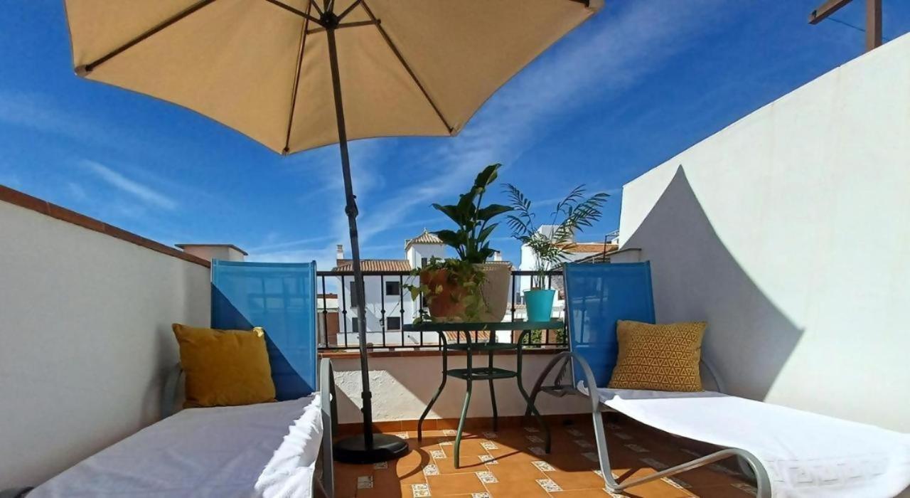 Tipica Casa En Frigiliana Con Patio Y Terraza Apartment Luaran gambar